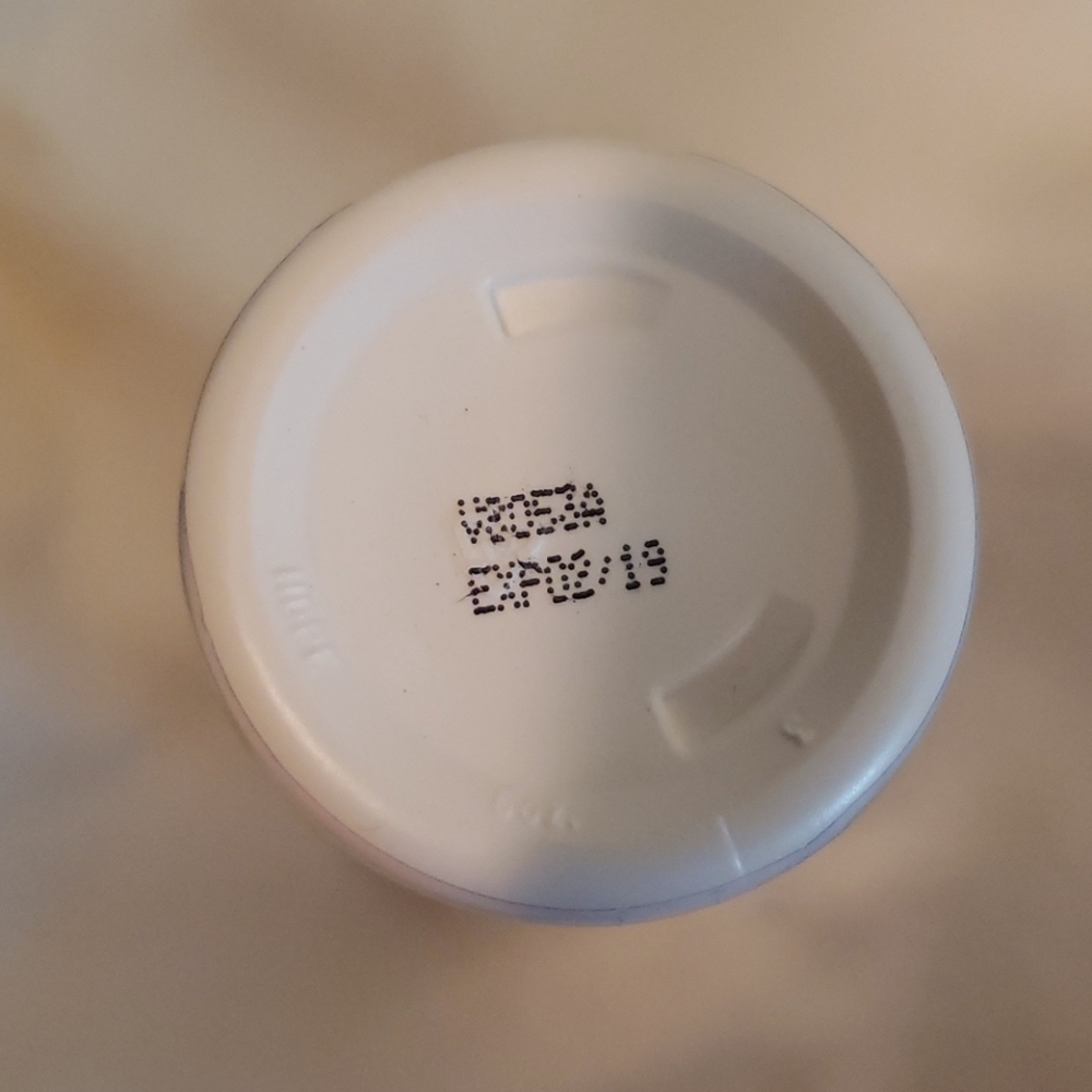 PROACTIV RENEWING CLEANSER - Picture 3 of 4
